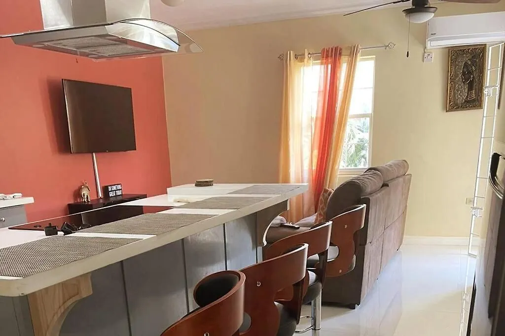 2 Bdr Elegance @ Winchester Estate New Kingston Apartman